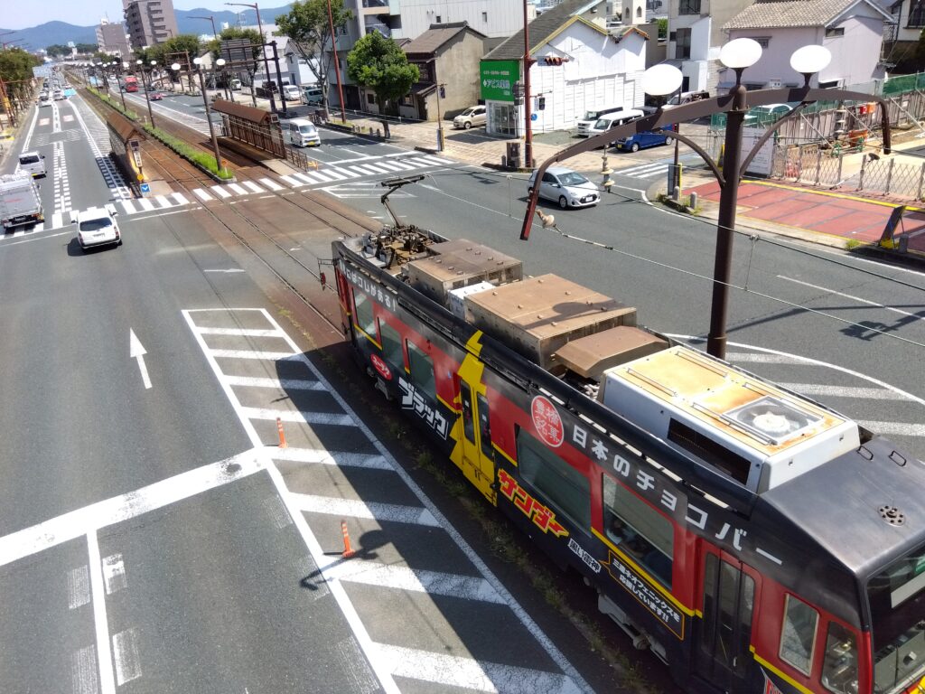 市電のブラックサンダー号